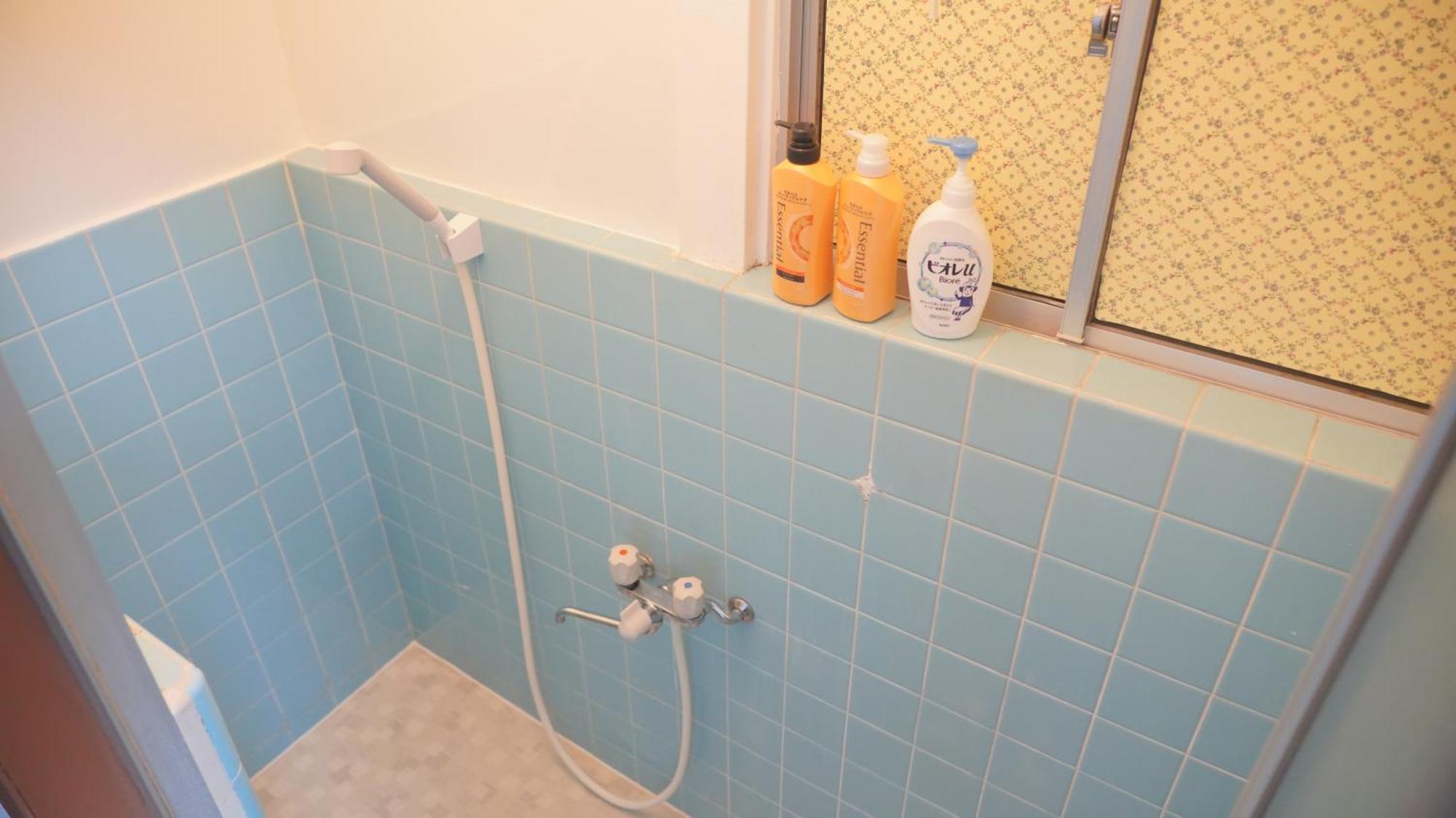 Uhome Tsubame Apartment Tokyo Exterior photo